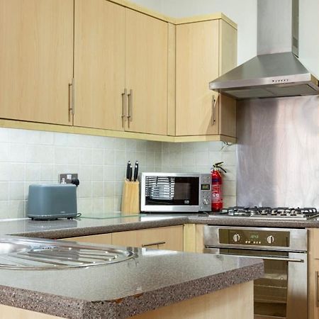 נוטינגהאם 5 Mins Walk From Centre, Spacious City Apt, Open-Plan מראה חיצוני תמונה